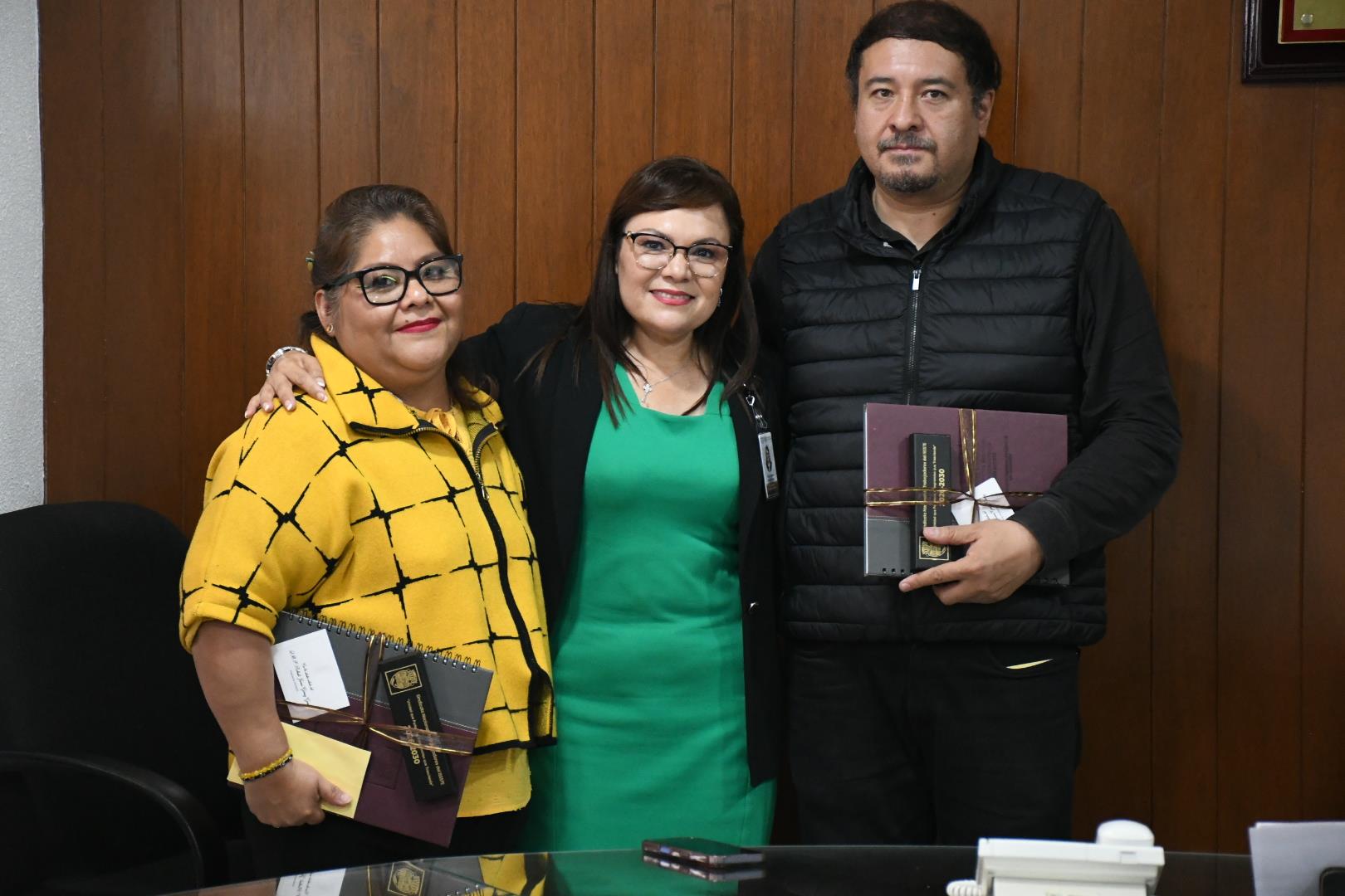 Reconocimiento al equipo jurídico del CEN del SNTISSSTE, con motivo del Día de las y los Abogados